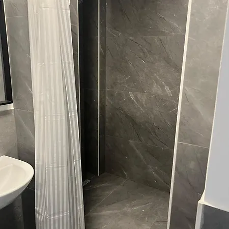 Adar Appart hôtel *